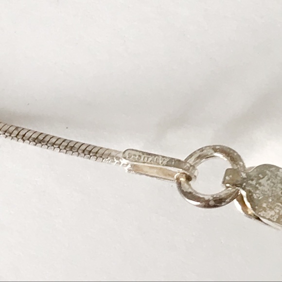 10k white gold necklace - Picture 4 of 6